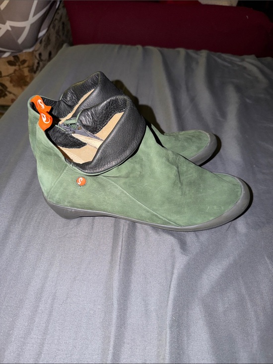 Softino by Fly London Shoes - Softinos by FLY London - Leather Low Ankle Boot Farah Dark Green EU 39 US 8-8.5